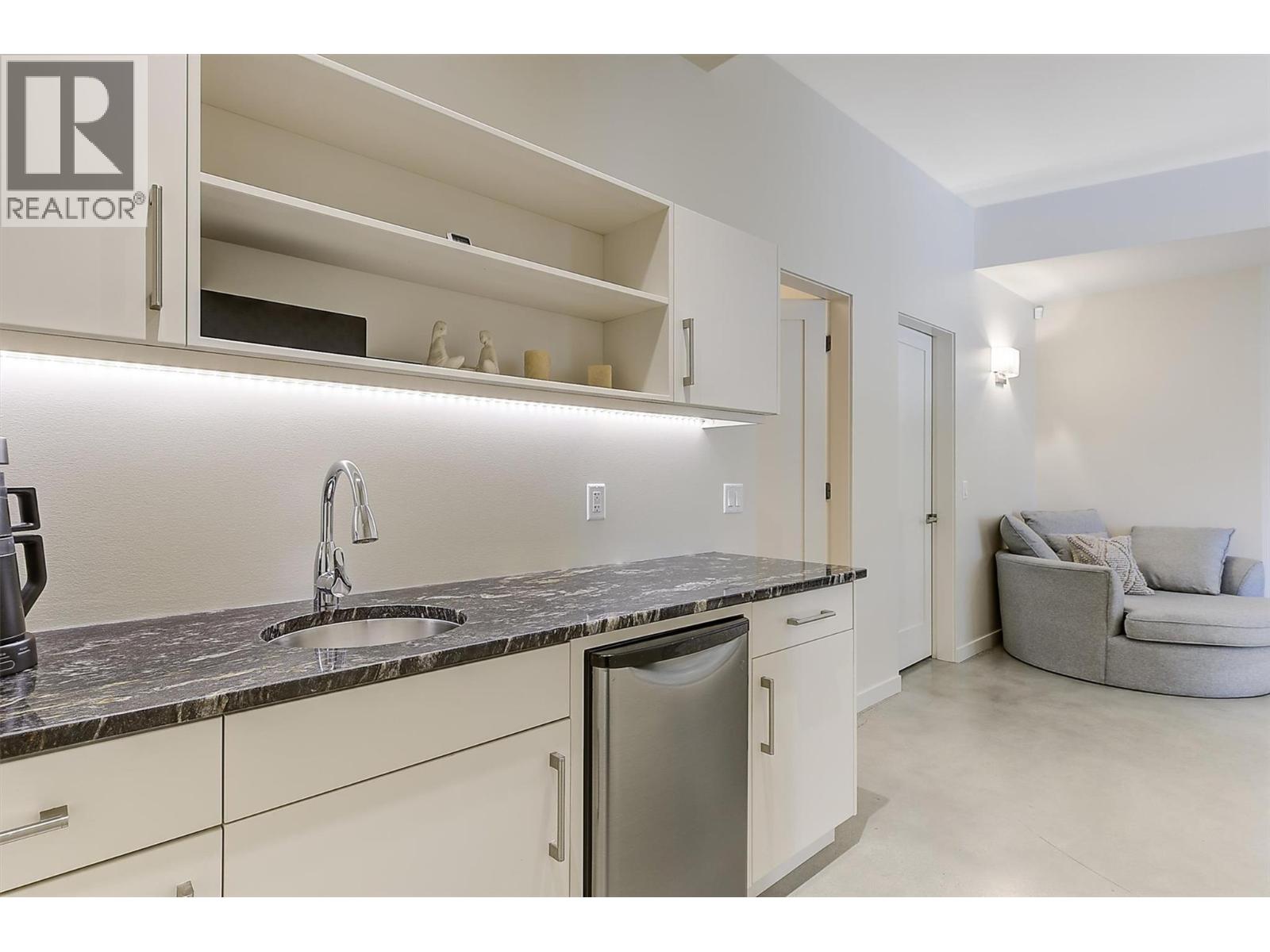 741 Pinehaven Court, Kelowna, British Columbia  V1V 2Y3 - Photo 72 - 10382672
