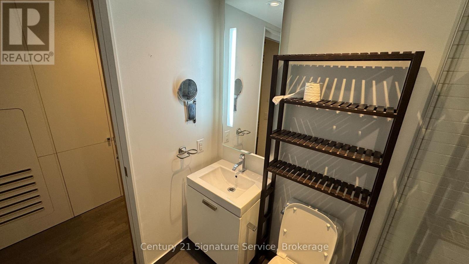 615 - 629 King Street W, Toronto, Ontario  M5V 0G9 - Photo 10 - C13099052
