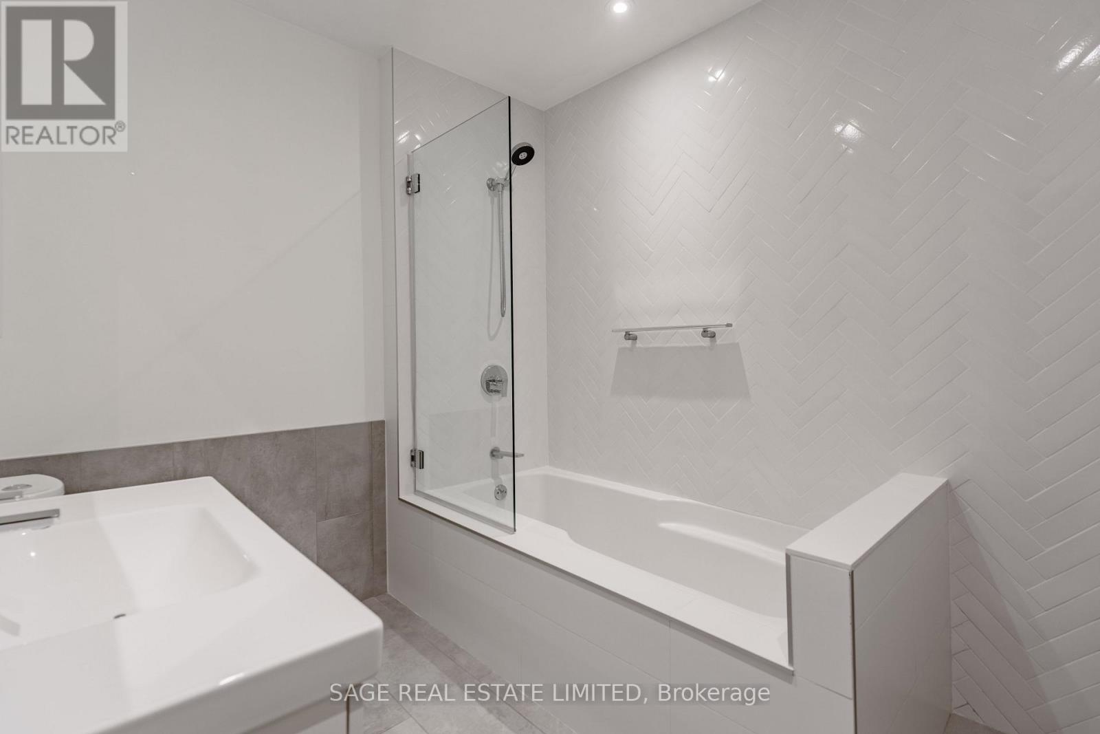 811 - 60 Bathurst Street, Toronto, Ontario  M5V 2P4 - Photo 20 - C13099420