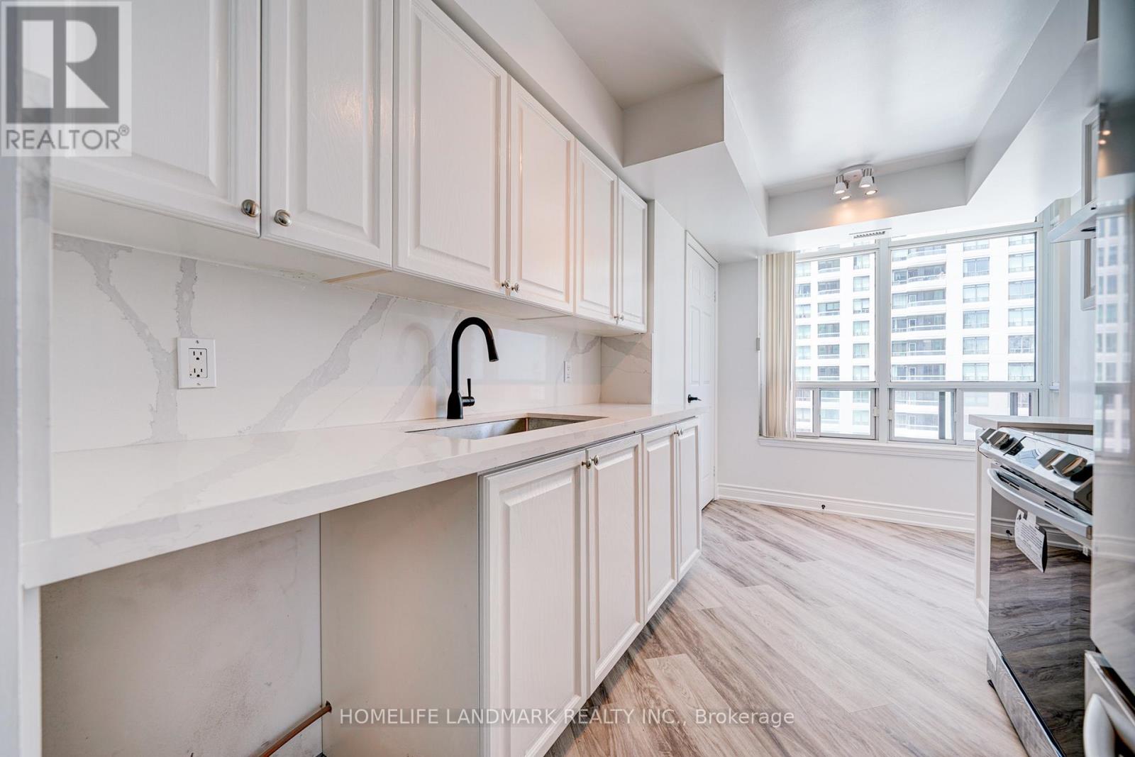 1006 - 8 Hillcrest Avenue, Toronto, Ontario  M2N 6Y6 - Photo 10 - C13099504