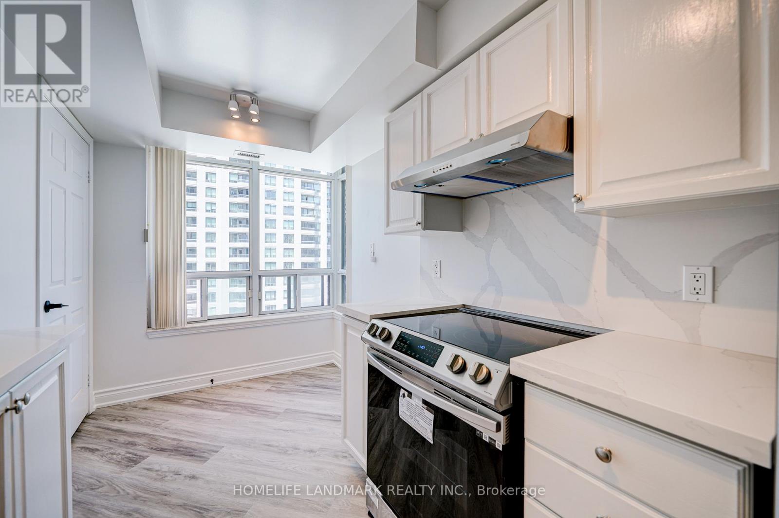 1006 - 8 Hillcrest Avenue, Toronto, Ontario  M2N 6Y6 - Photo 11 - C13099504