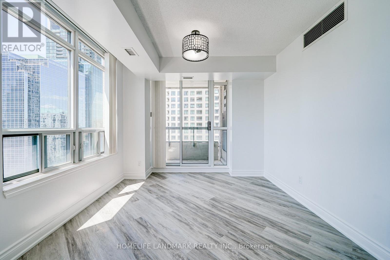1006 - 8 Hillcrest Avenue, Toronto, Ontario  M2N 6Y6 - Photo 6 - C13099504