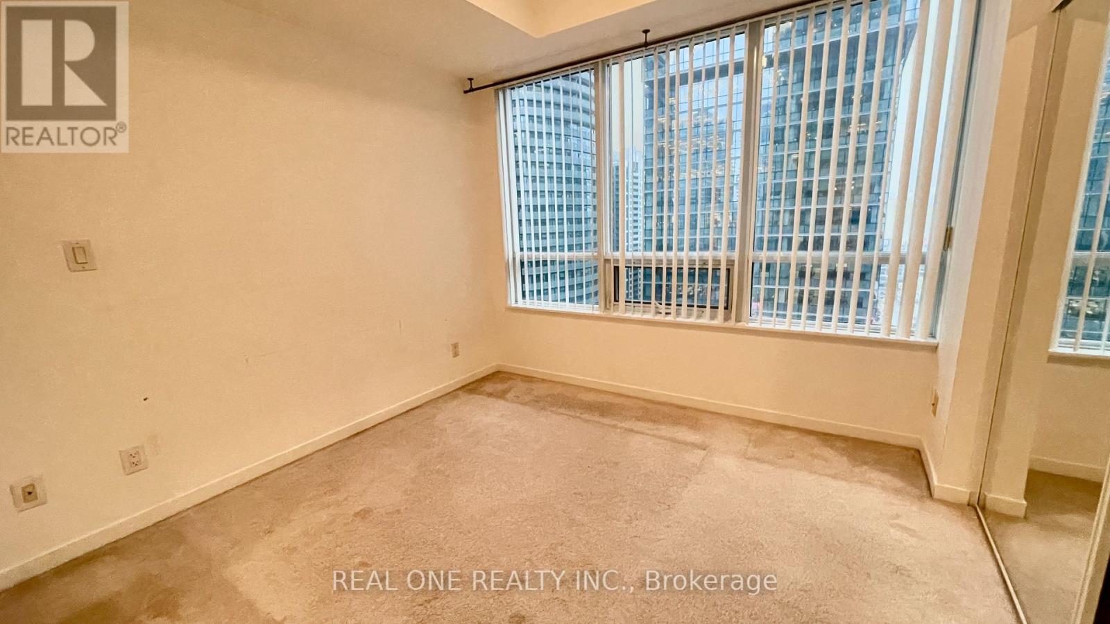 2205 - 65 Bremner Boulevard, Toronto, Ontario  M5J 0A7 - Photo 11 - C13099524