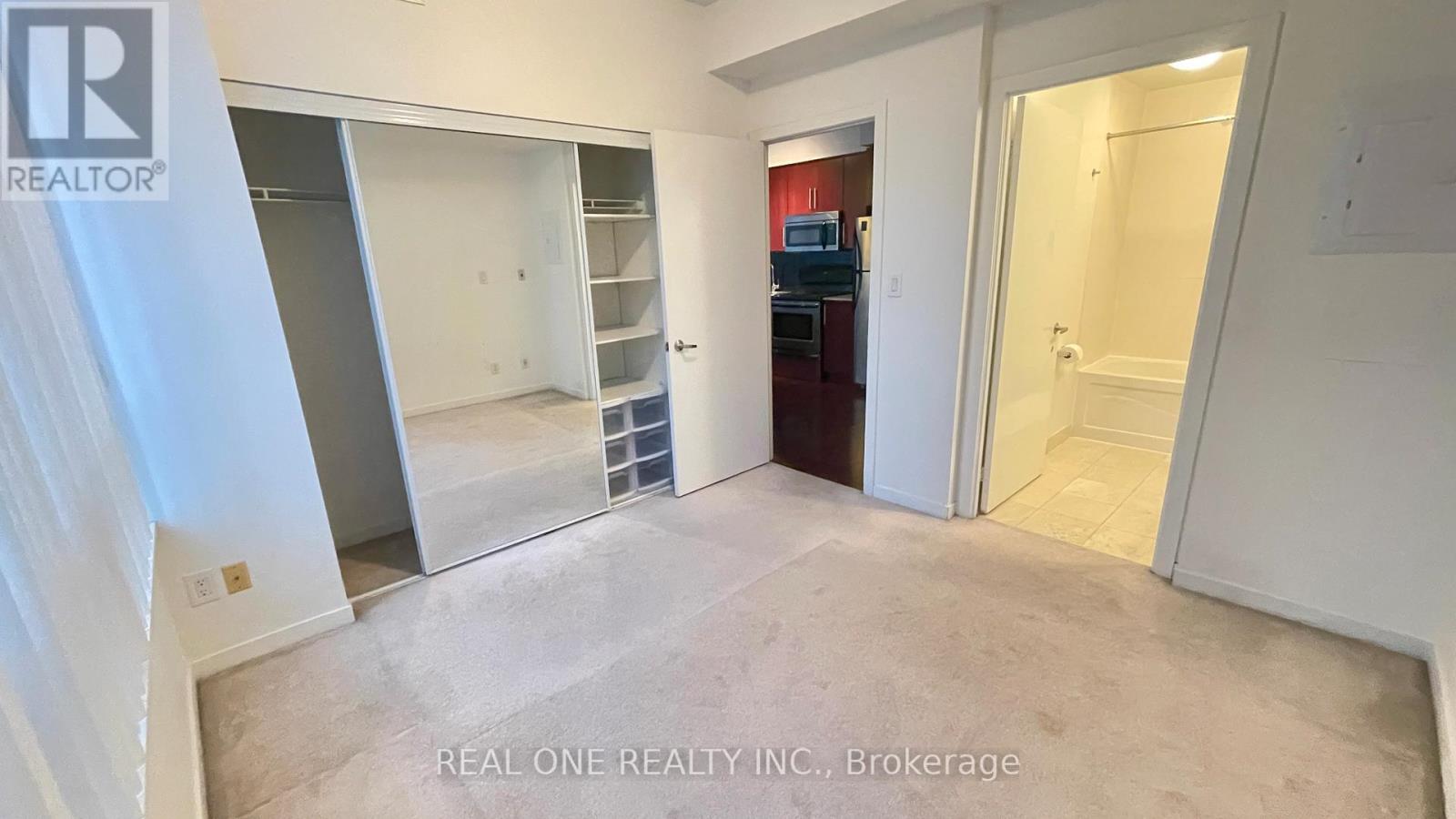 2205 - 65 Bremner Boulevard, Toronto, Ontario  M5J 0A7 - Photo 12 - C13099524