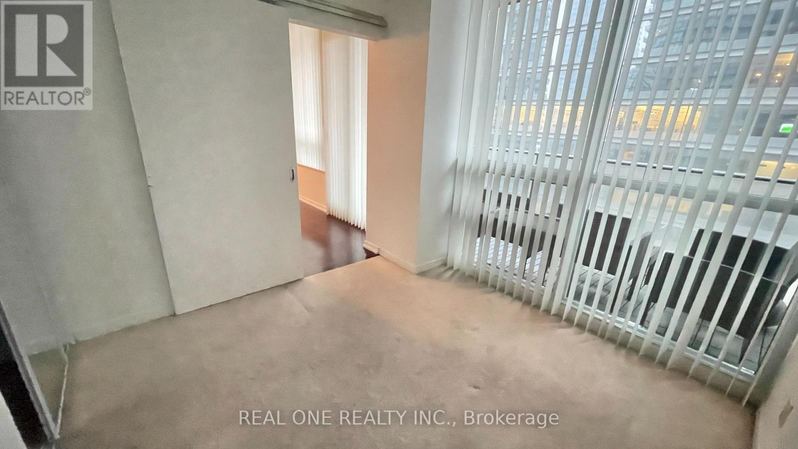 2205 - 65 Bremner Boulevard, Toronto, Ontario  M5J 0A7 - Photo 16 - C13099524