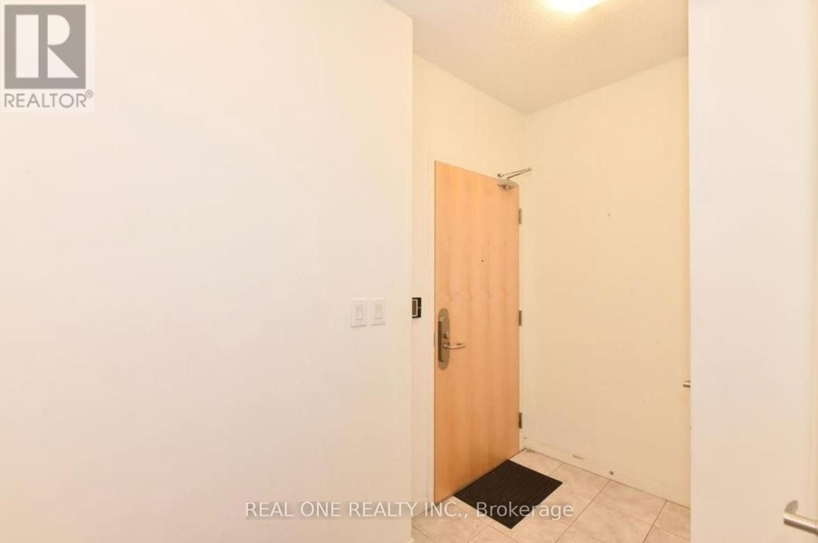 2205 - 65 Bremner Boulevard, Toronto, Ontario  M5J 0A7 - Photo 5 - C13099524
