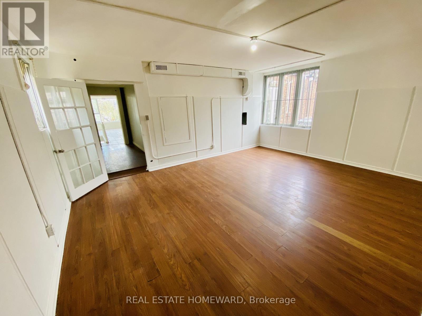 493a Danforth Avenue, Toronto, Ontario  M4K 1P5 - Photo 10 - E12809146