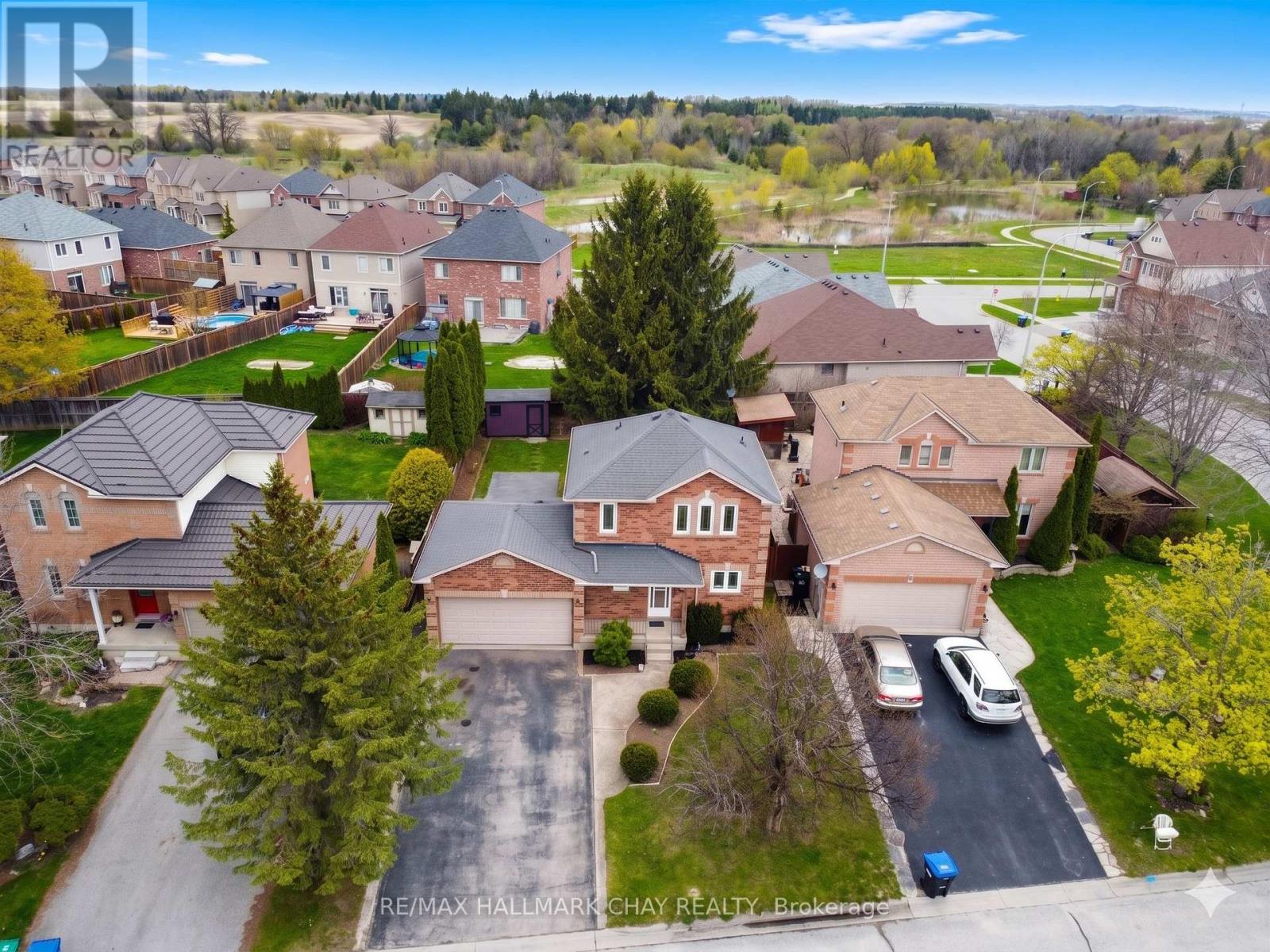 12 DUGDALE AVENUE, New Tecumseth, Ontario