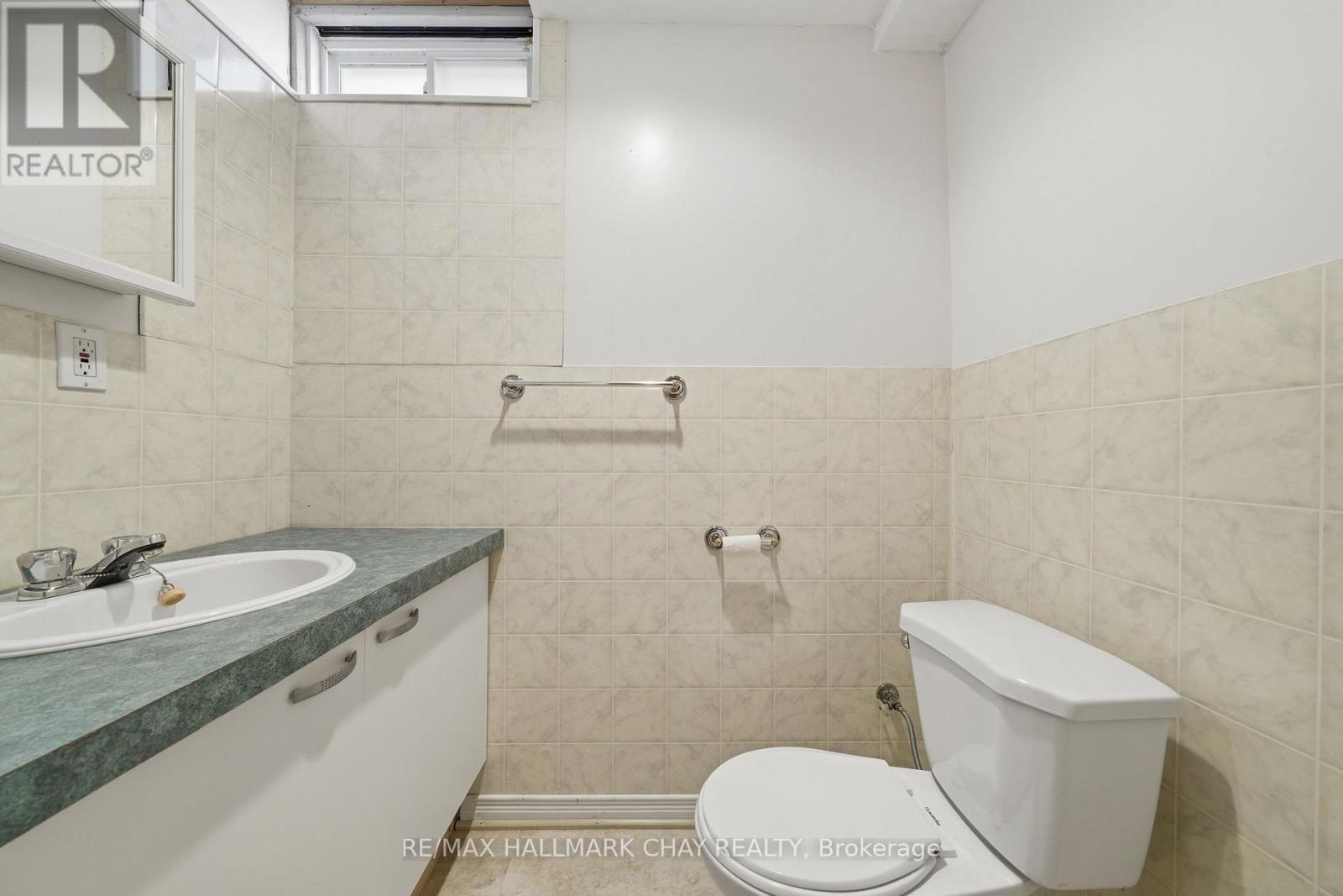 12 Dugdale Avenue, New Tecumseth, Ontario  L0G 1A0 - Photo 32 - N13097234