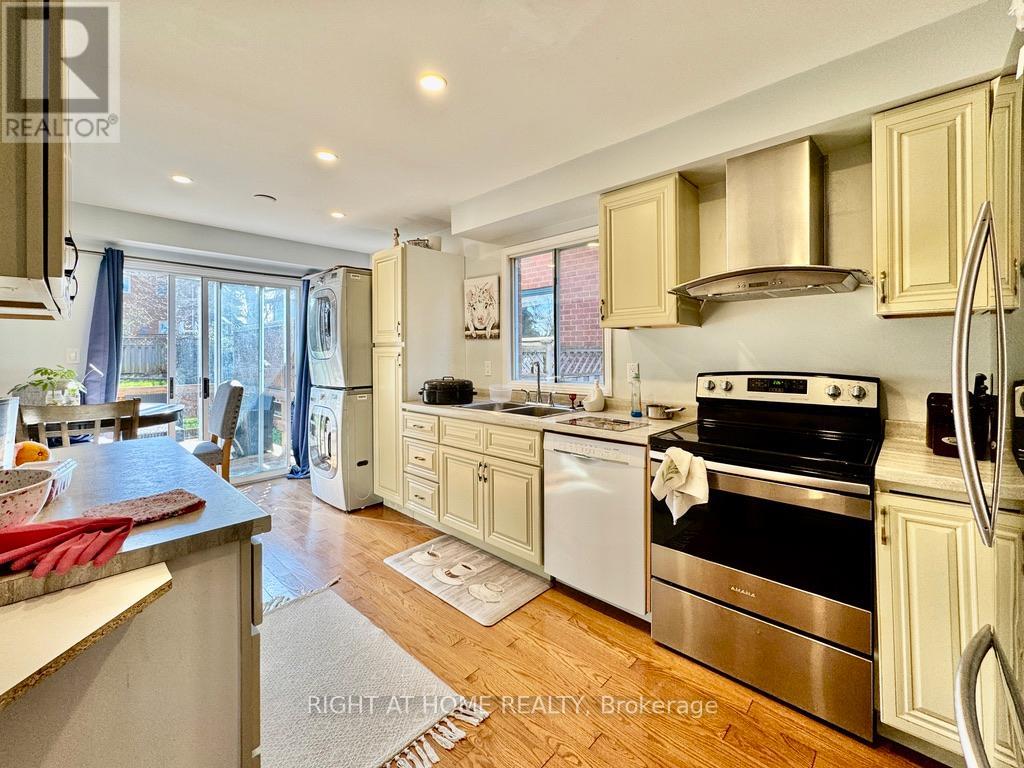 Main - 71 Weatherup Crescent, Barrie, Ontario  L4N 7J6 - Photo 4 - S13093714