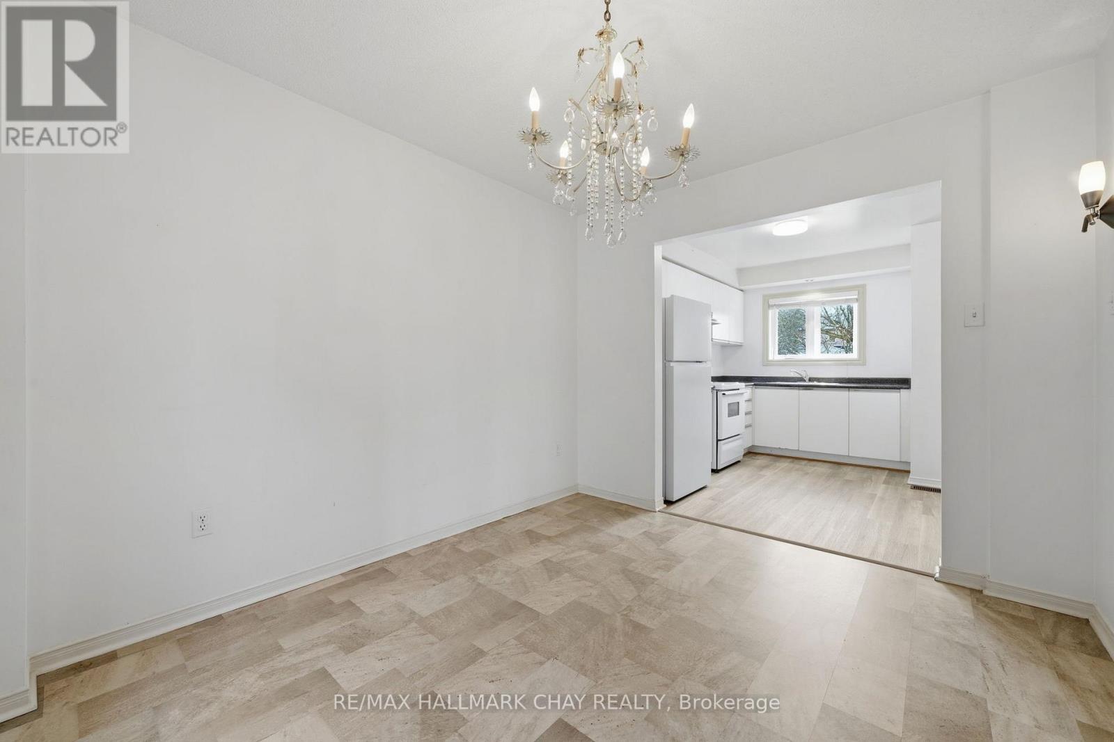 12 Dugdale Avenue, New Tecumseth, Ontario  L0G 1A0 - Photo 19 - N13097234