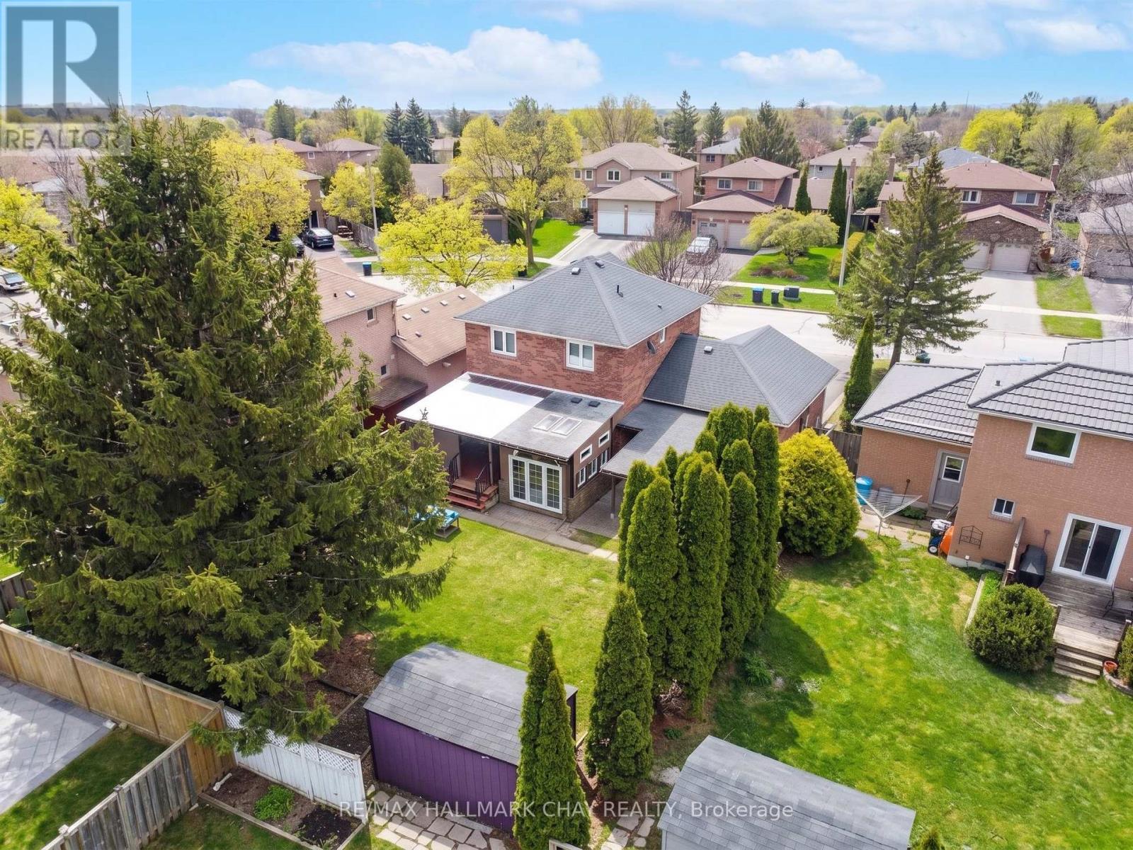 12 Dugdale Avenue, New Tecumseth, Ontario  L0G 1A0 - Photo 44 - N13097234