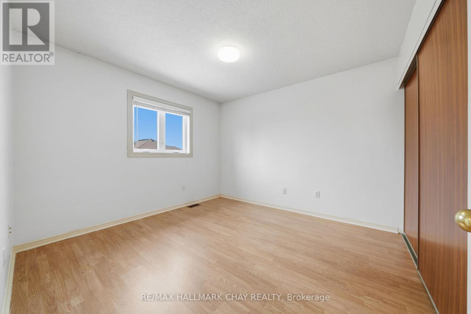 12 Dugdale Avenue, New Tecumseth, Ontario  L0G 1A0 - Photo 22 - N13097234