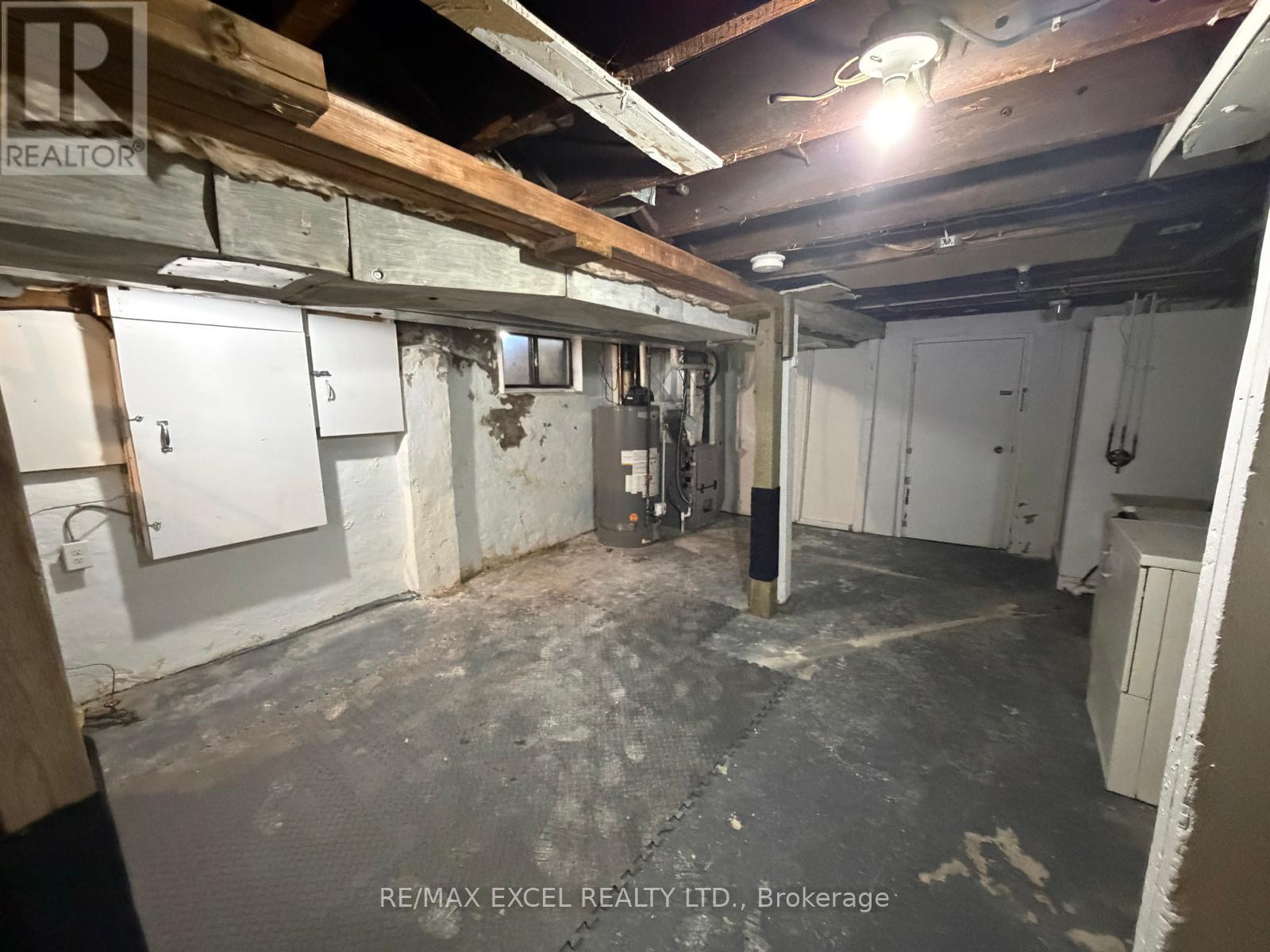 Main Flr & Bsmt, Unit A - 515 Warden Avenue, Toronto, Ontario  M1L 3Z2 - Photo 5 - E13099550