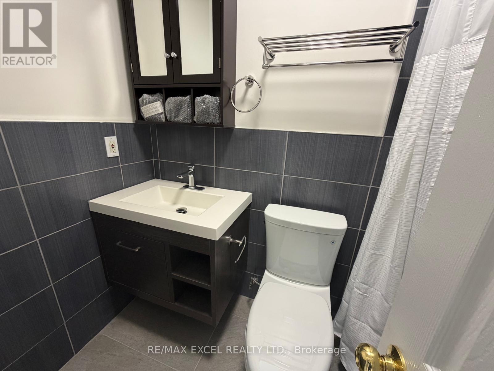 Main Flr & Bsmt, Unit A - 515 Warden Avenue, Toronto, Ontario  M1L 3Z2 - Photo 6 - E13099550