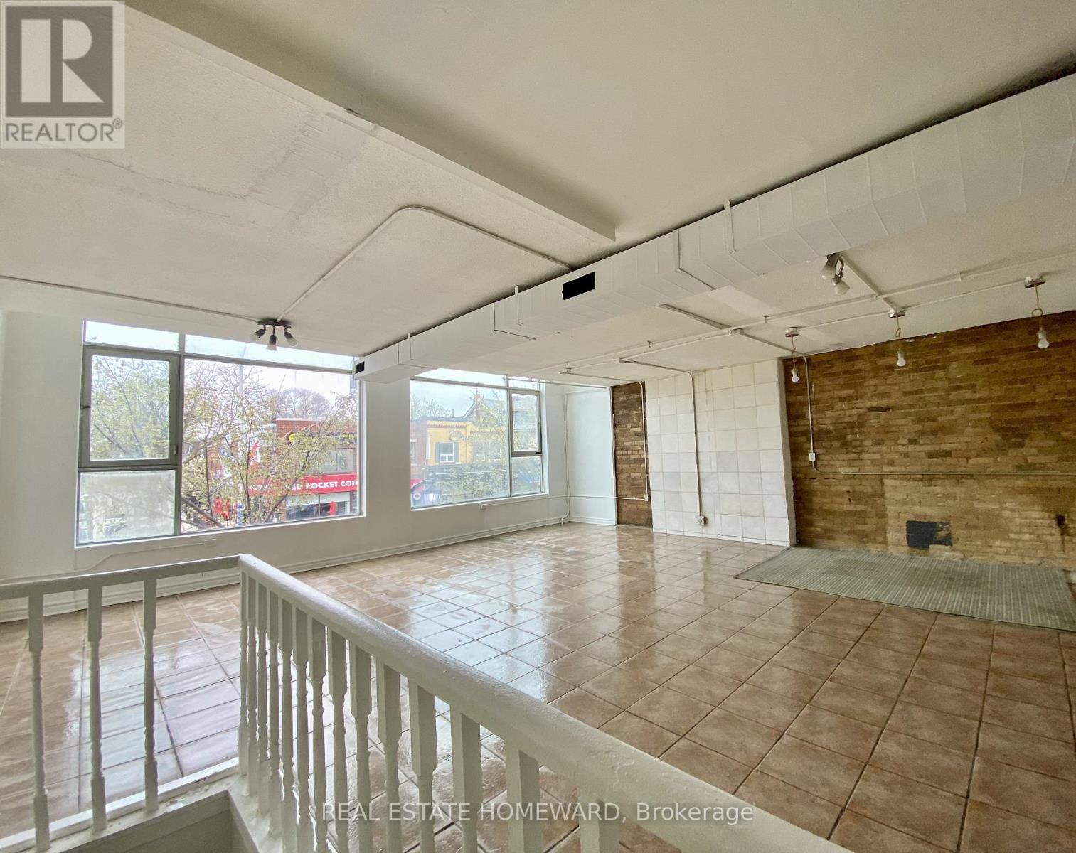 493a Danforth Avenue, Toronto, Ontario  M4K 1P5 - Photo 19 - E12809146