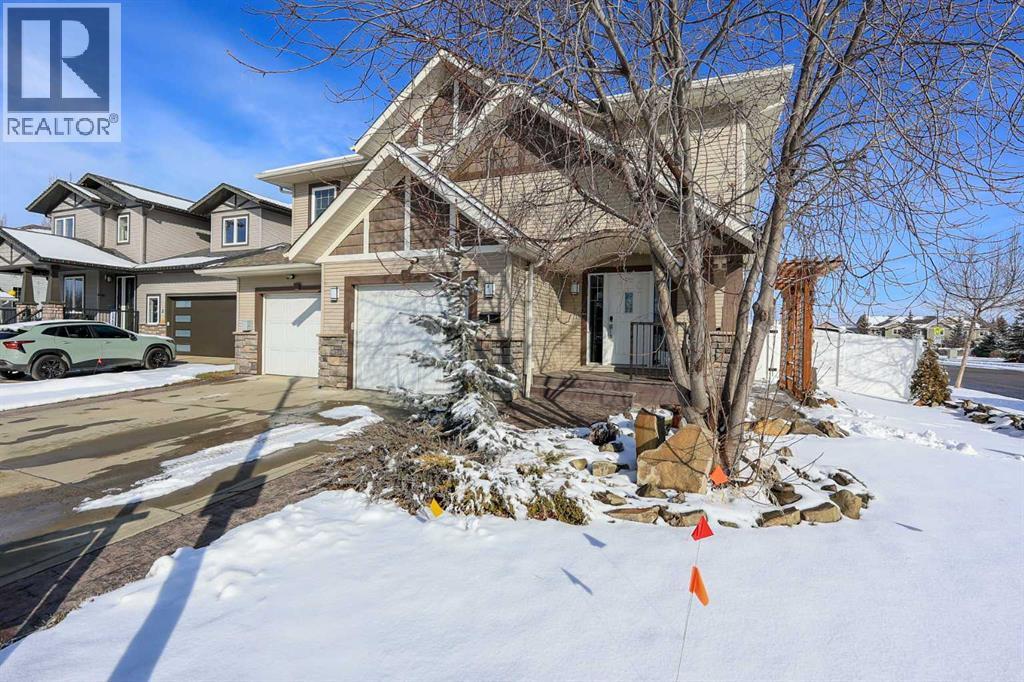 1 Ralston Place, Sylvan Lake, Alberta  T4S 0C1 - Photo 1 - A2290812