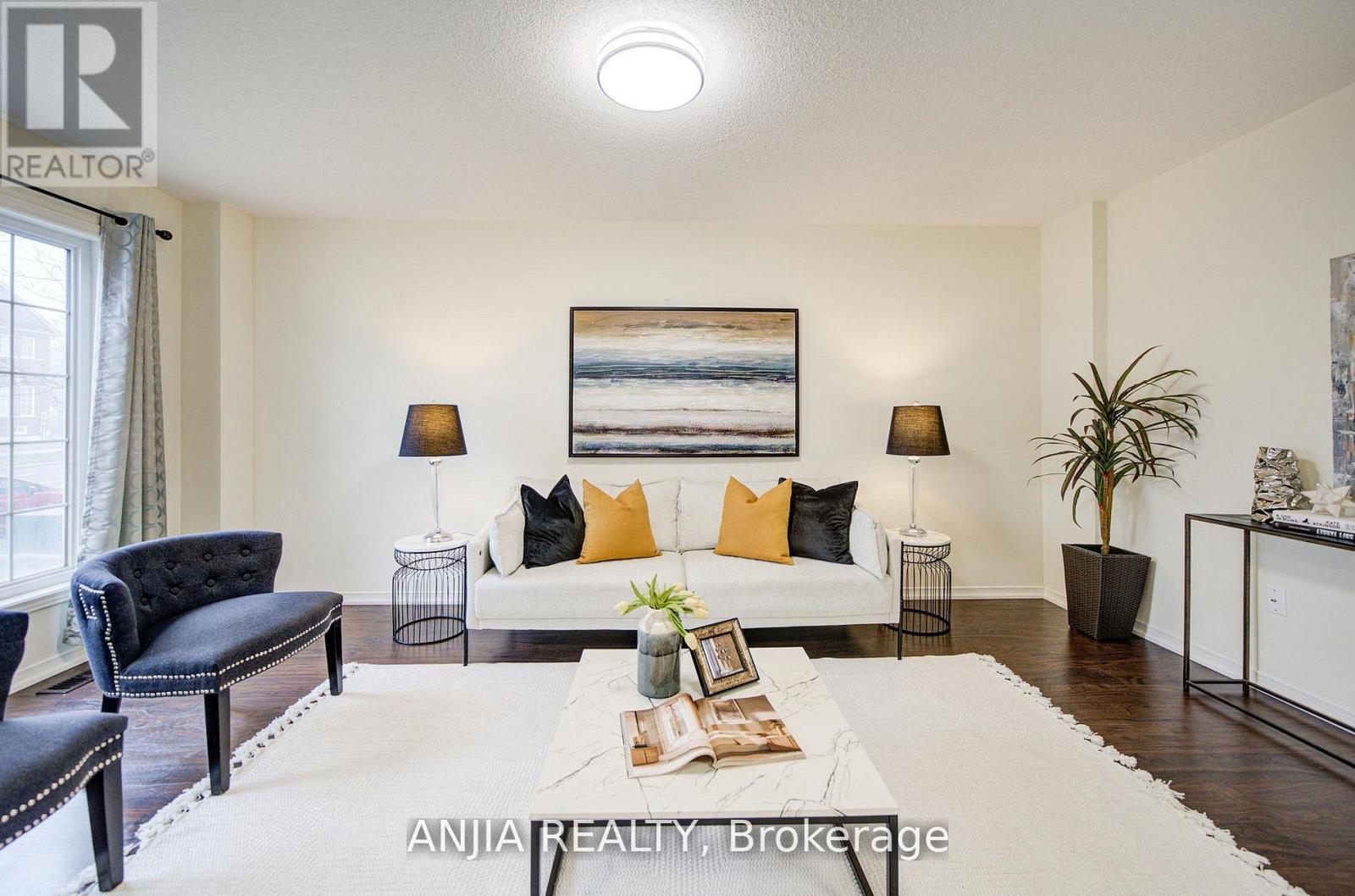 1124 Bur Oak Avenue, Markham, Ontario  L6E 0K9 - Photo 6 - N13099456