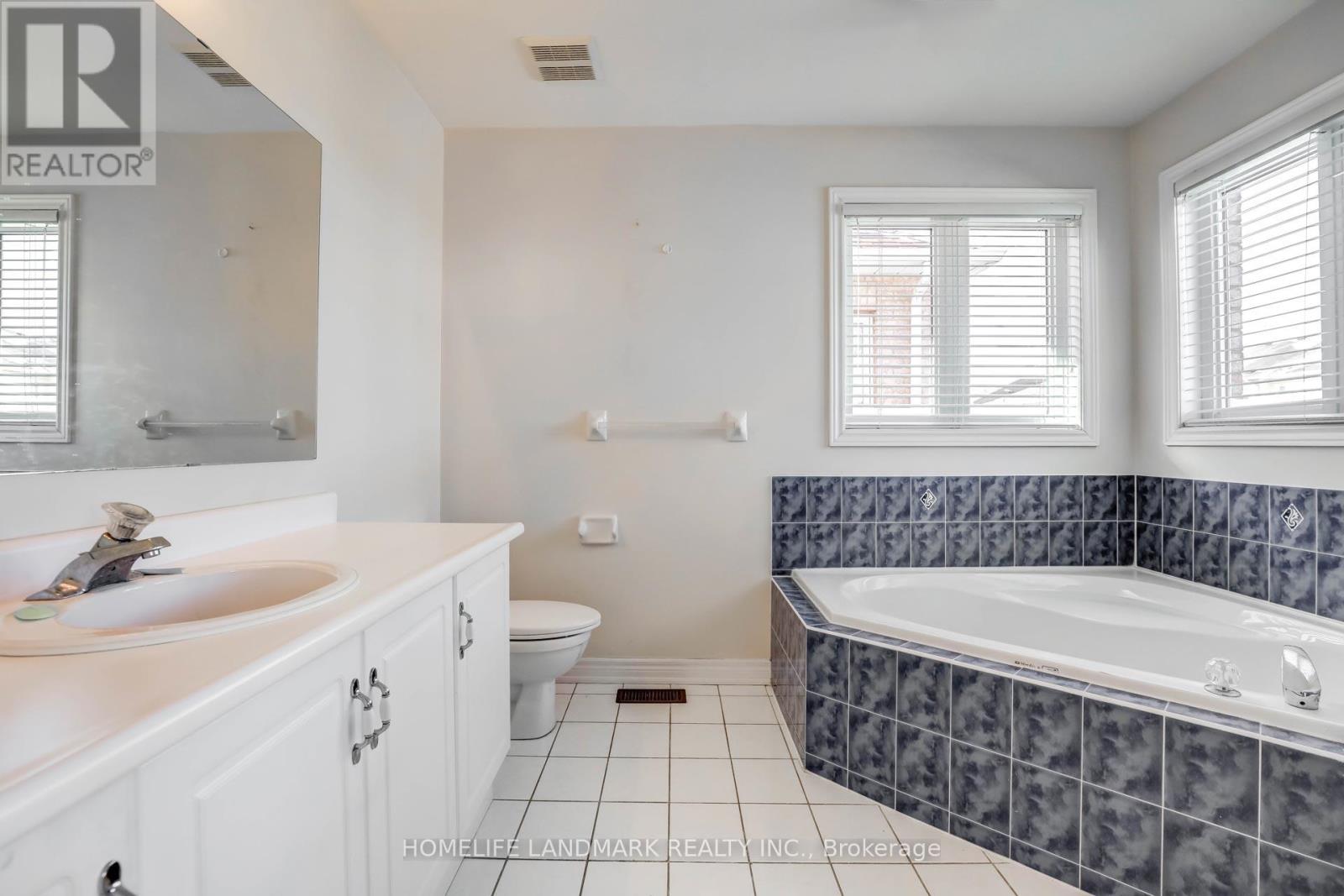 262 Farmstead Road, Richmond Hill, Ontario  L4S 2K5 - Photo 13 - N13099468
