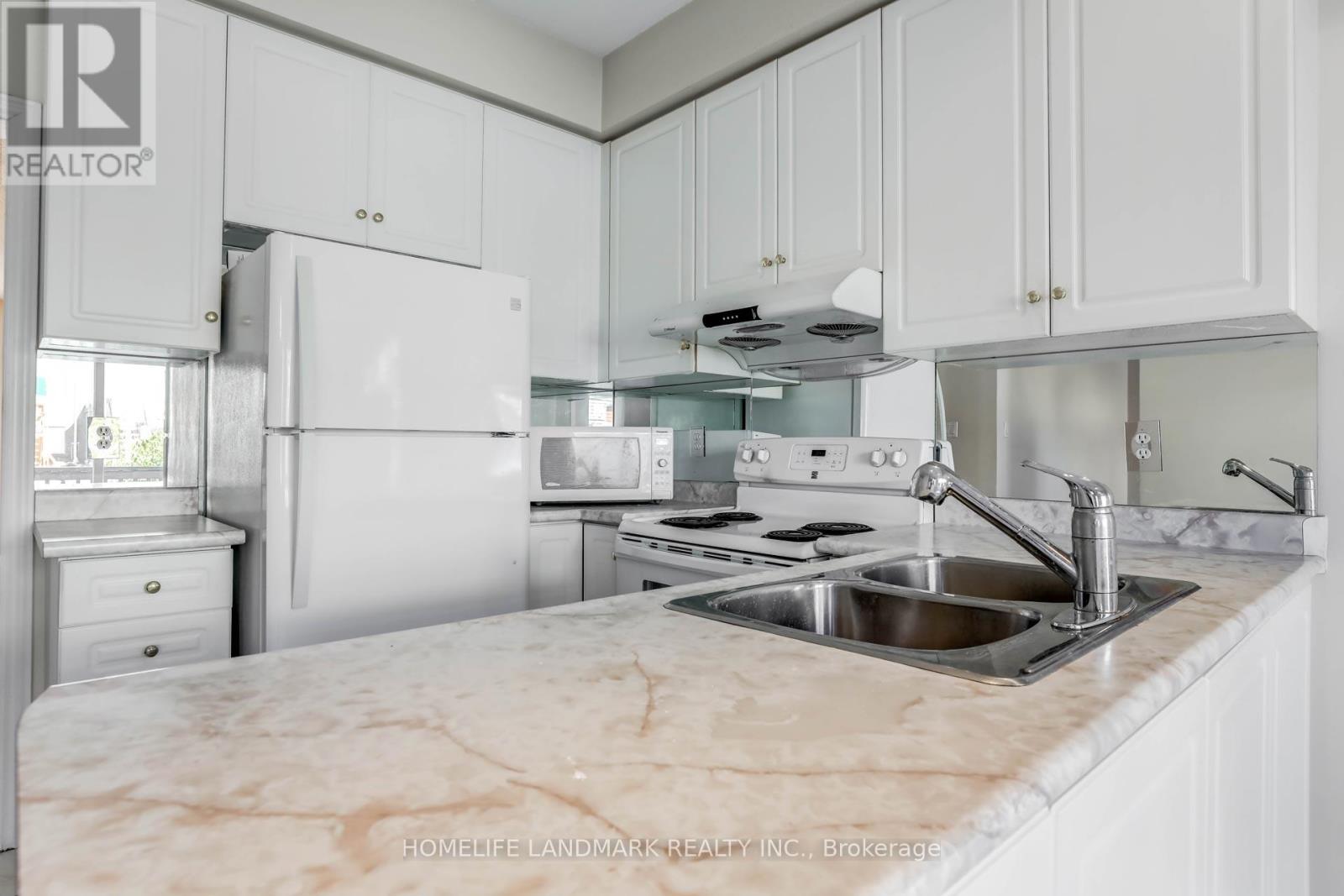 262 Farmstead Road, Richmond Hill, Ontario  L4S 2K5 - Photo 6 - N13099468