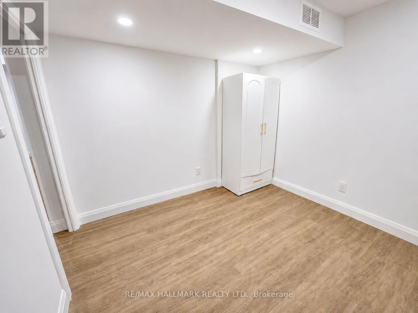 Bsmt - 120 Squire Drive, Richmond Hill (Devonsleigh), Ontario  L4S 1C8 - Photo 5 - N13099492