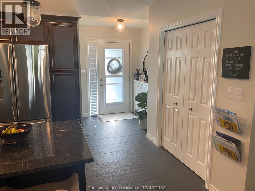 1048 Clover Avenue, Windsor, Ontario  N8P 1V8 - Photo 6 - 26009799