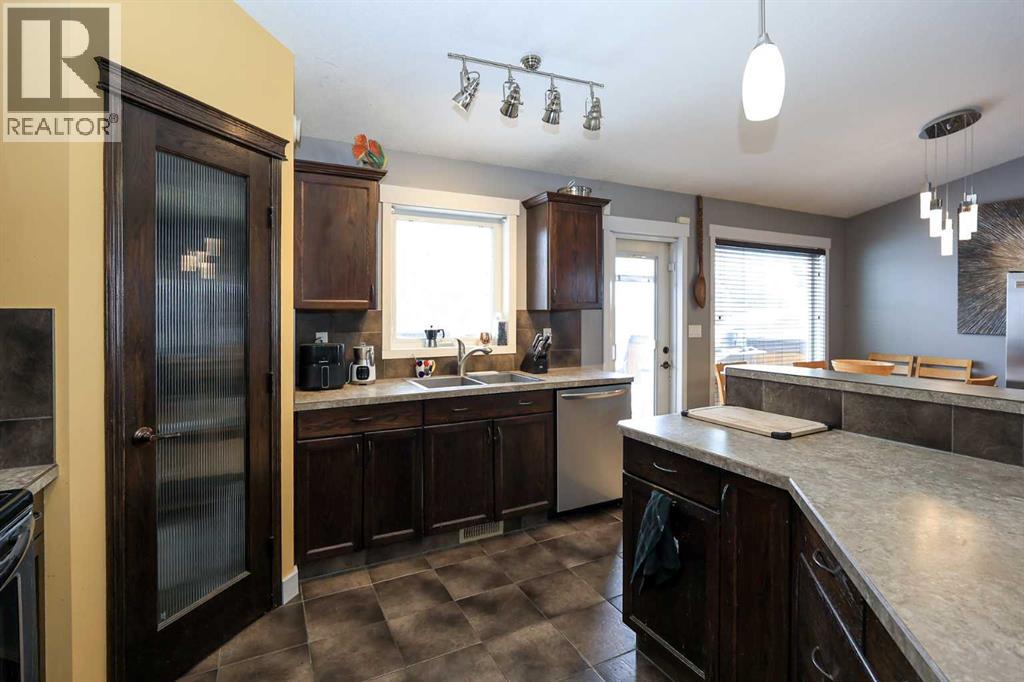 1 Ralston Place, Sylvan Lake, Alberta  T4S 0C1 - Photo 18 - A2290812