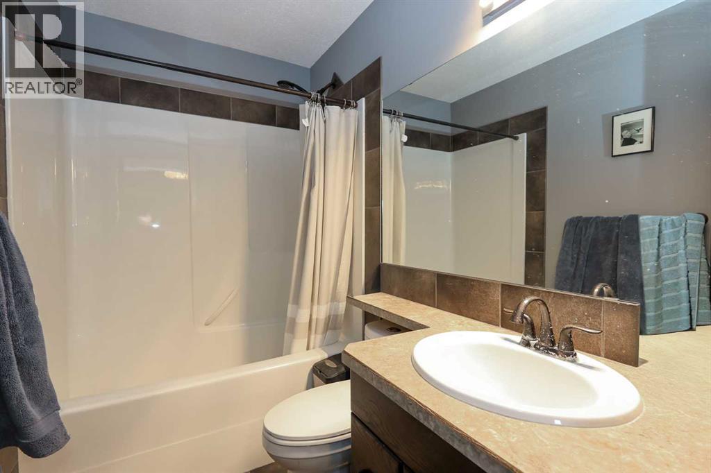 1 Ralston Place, Sylvan Lake, Alberta  T4S 0C1 - Photo 30 - A2290812