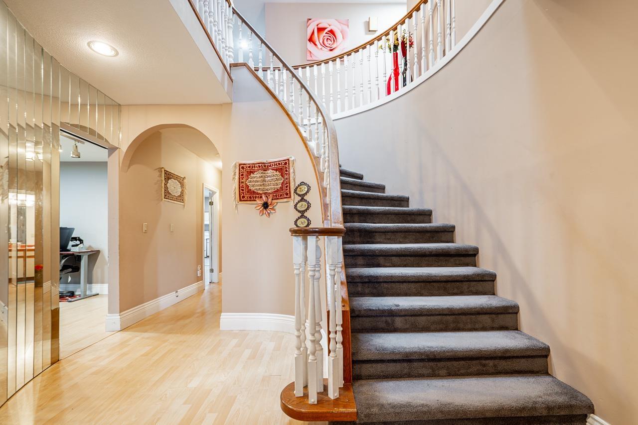12276 75a Avenue, Surrey, British Columbia  V3W 9P6 - Photo 4 - R3118992