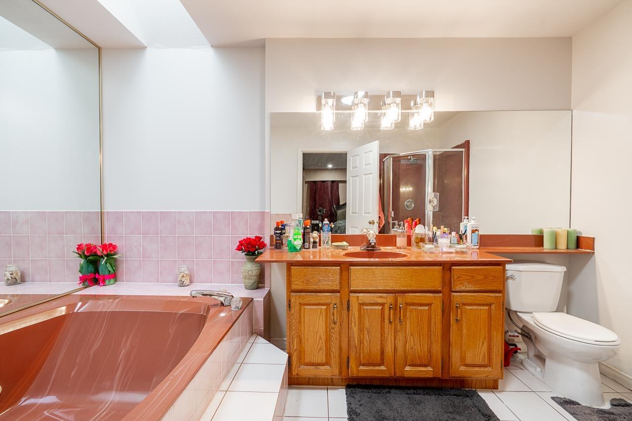 12276 75a Avenue, Surrey, British Columbia  V3W 9P6 - Photo 25 - R3118992