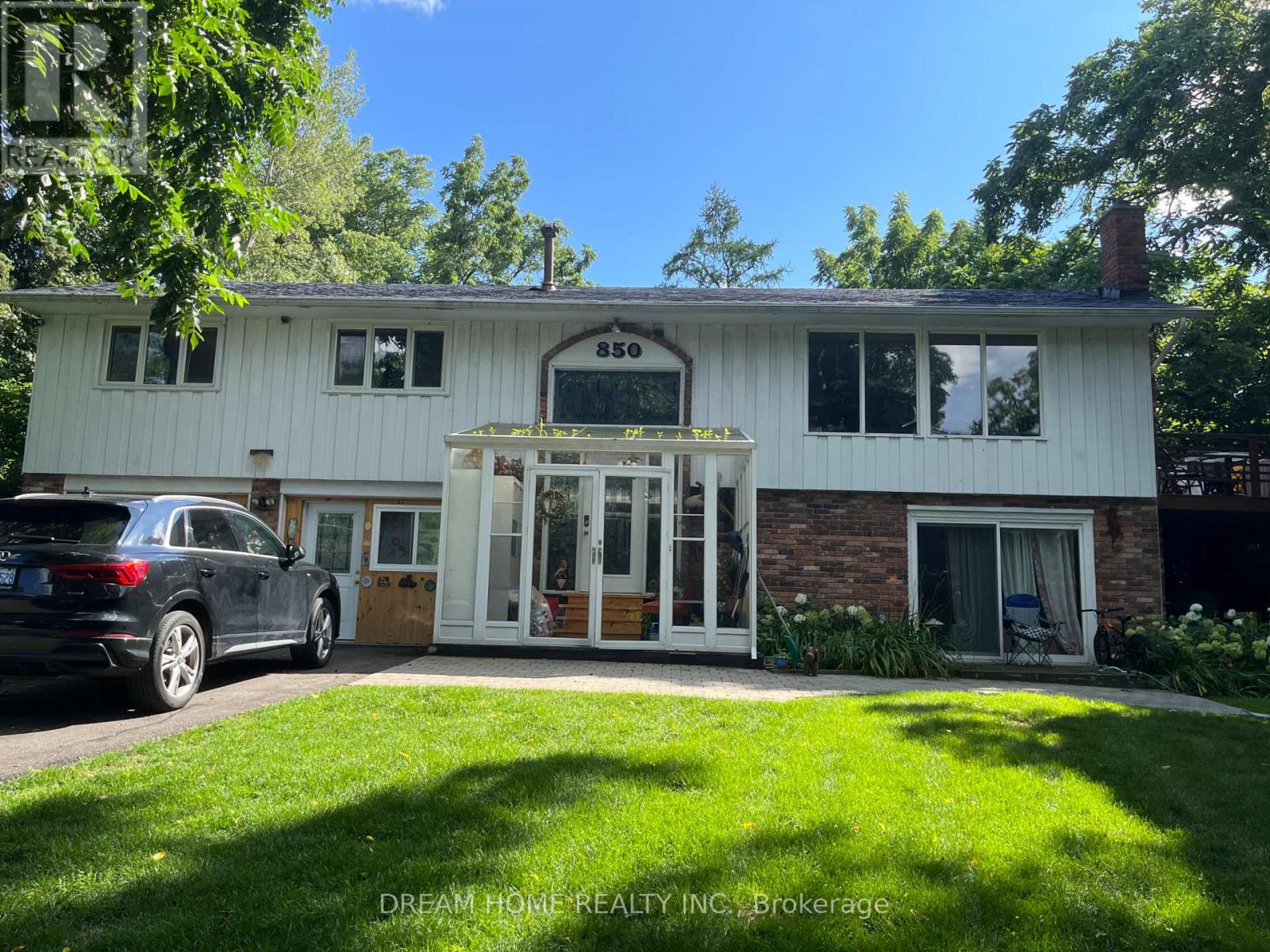 Room A - 850 Clarkson Road S, Mississauga, Ontario  L5J 2V3 - Photo 1 - W13099436