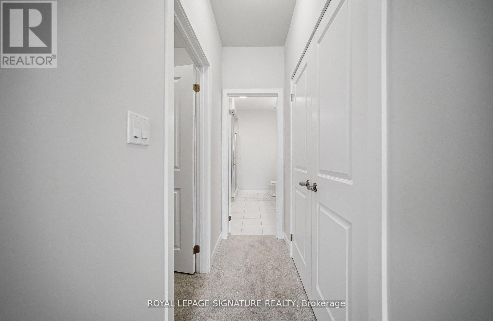1201 Dartmouth Crescent, Oakville, Ontario  L6H 8C3 - Photo 18 - W13099476