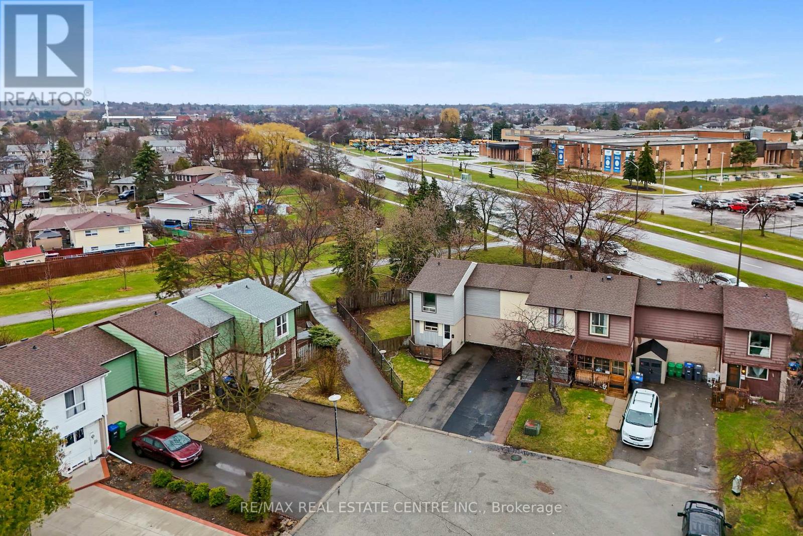 13 Gold Pine Court, Brampton, Ontario  L6S 2K6 - Photo 29 - W13099500