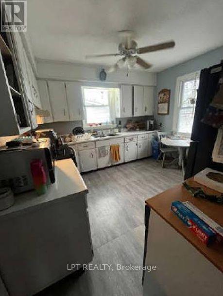 538 Sidney Street, Belleville, Ontario  K8P 4A2 - Photo 3 - X13099522