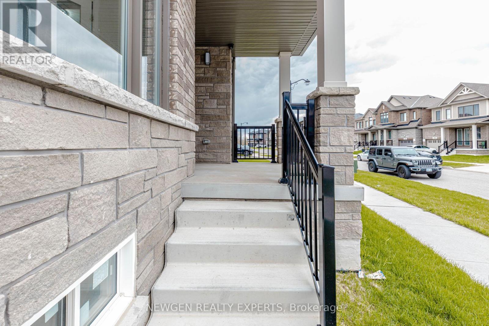 405 Newman Drive, Cambridge, Ontario  N1R 5S3 - Photo 3 - X13099526