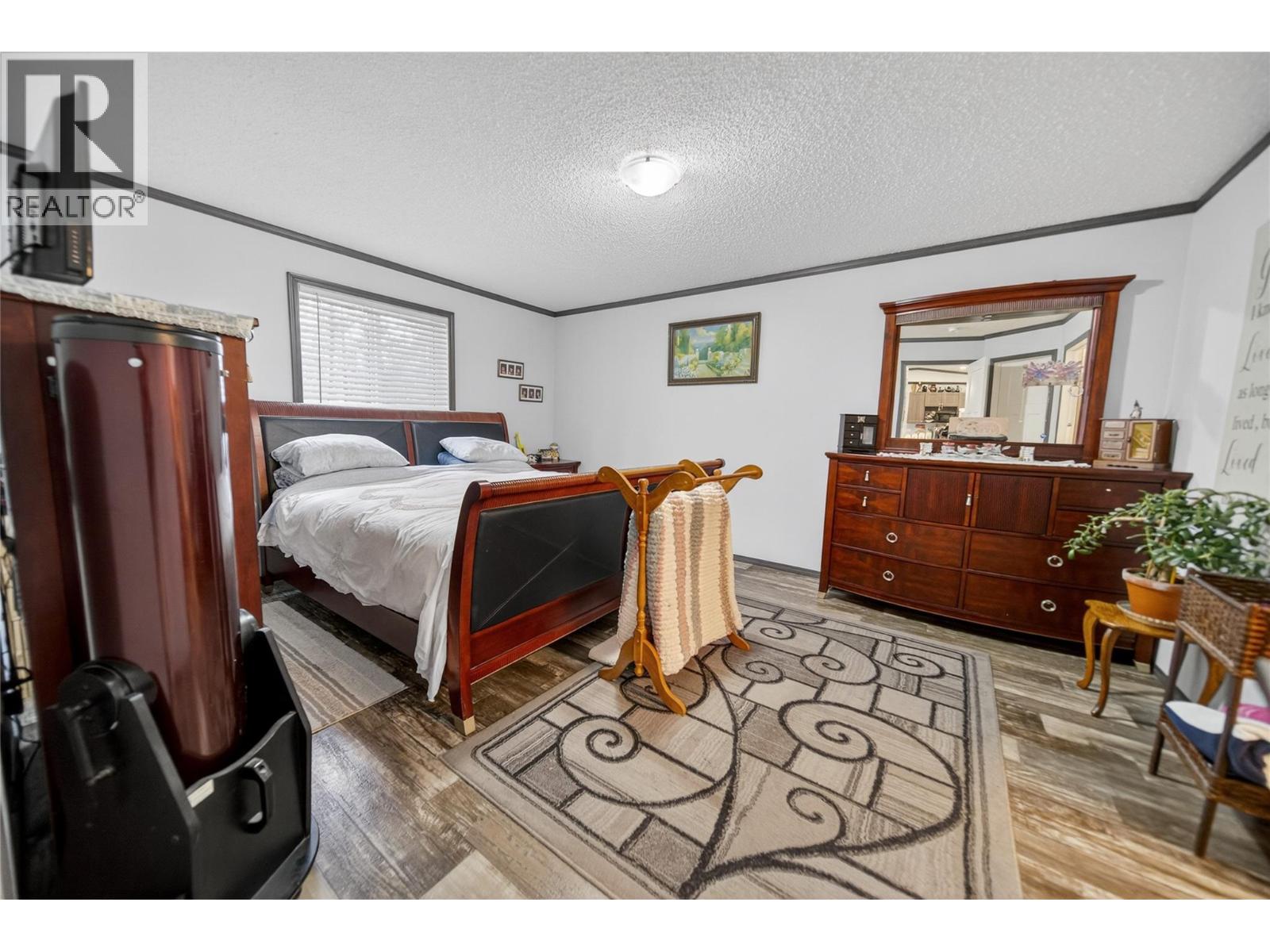 6230 Wolf Creek Road, Wasa, British Columbia  V0B 2K0 - Photo 9 - 10386624