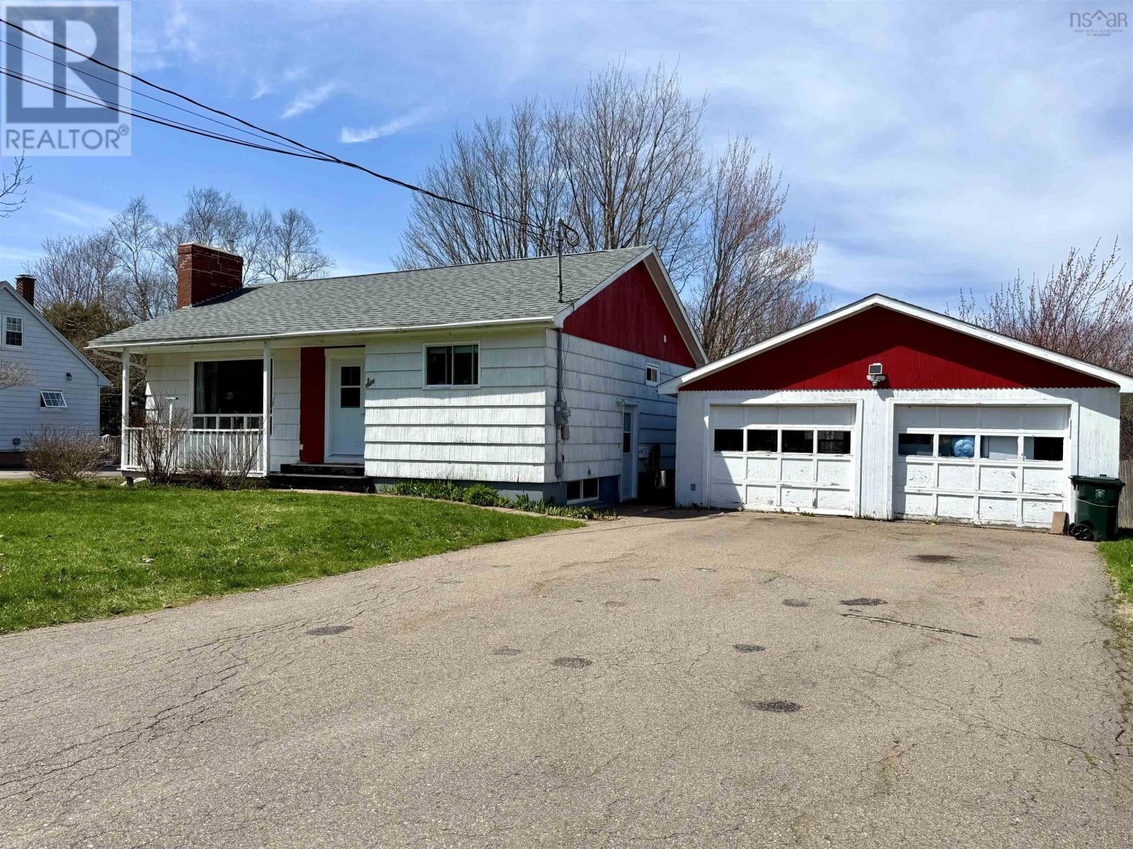 6 Durley Street, Amherst, Nova Scotia  B4H 2B1 - Photo 1 - 202610032