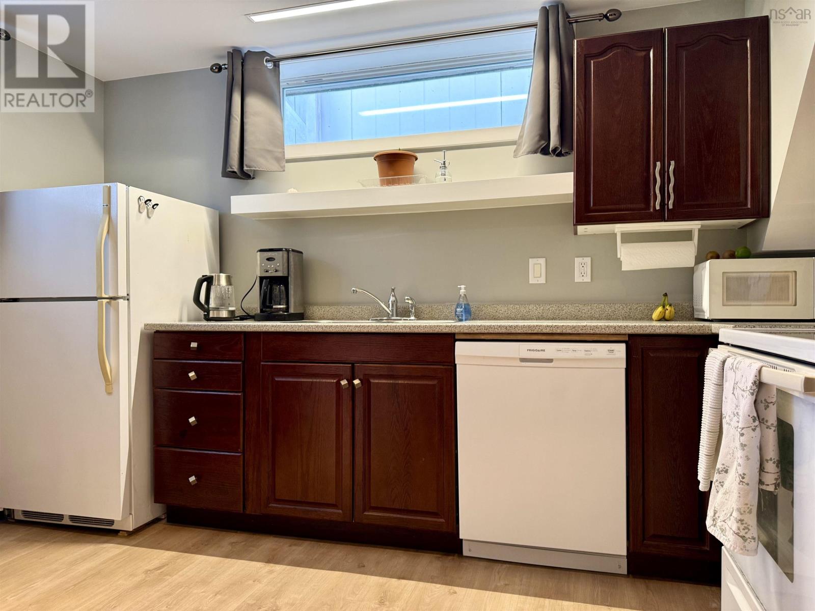 6 Durley Street, Amherst, Nova Scotia  B4H 2B1 - Photo 44 - 202610032