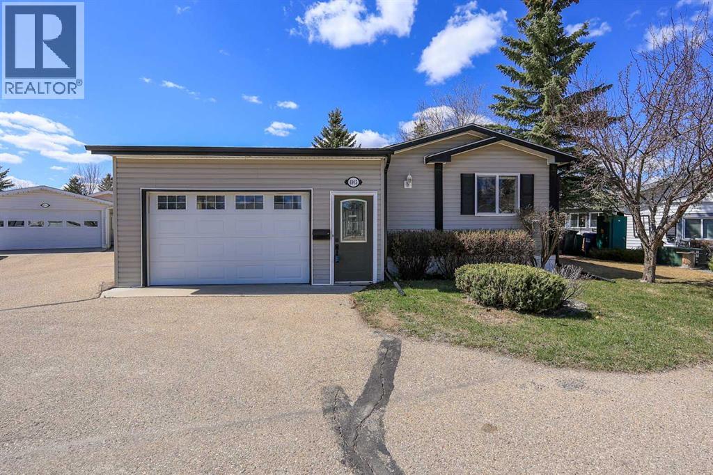 4915 Doncaster Avenue, Red Deer, Alberta  T4R 2Z8 - Photo 1 - A2293280