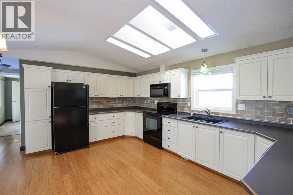 4915 Doncaster Avenue, Red Deer, Alberta  T4R 2Z8 - Photo 9 - A2293280