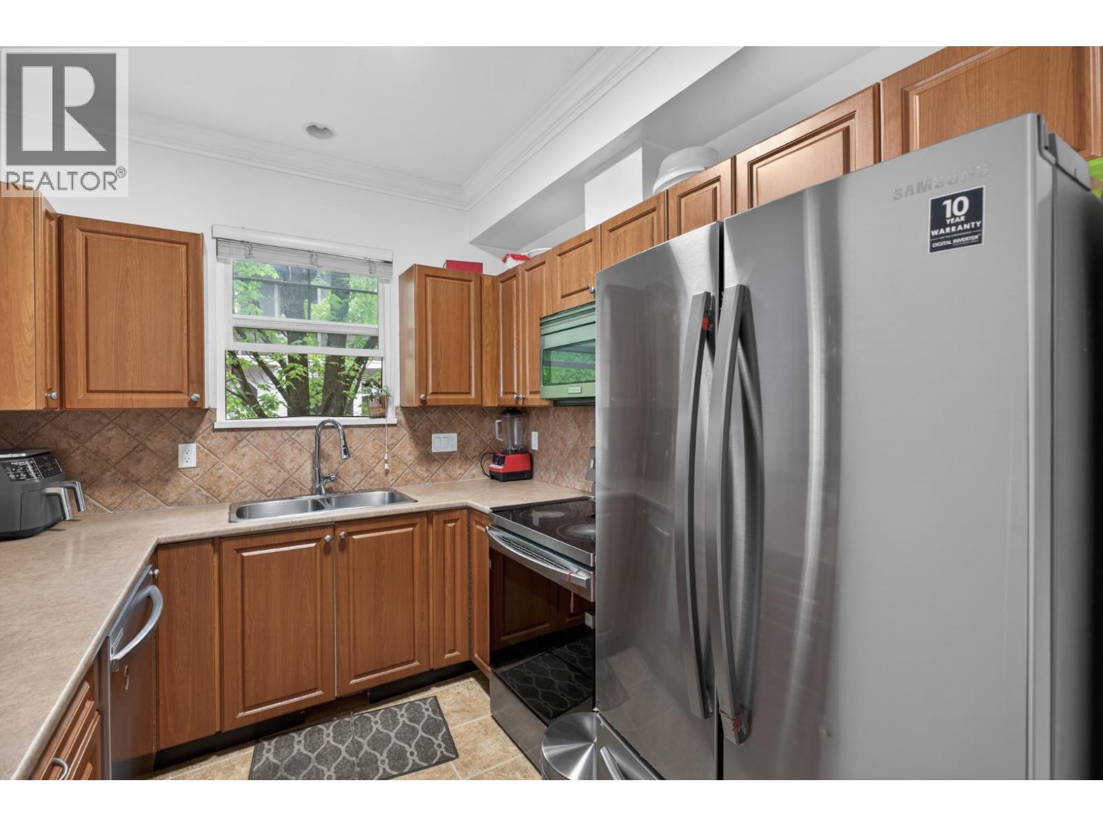 25 1010 Ewen Avenue, New Westminster, British Columbia  V3M 5C9 - Photo 11 - R3120715