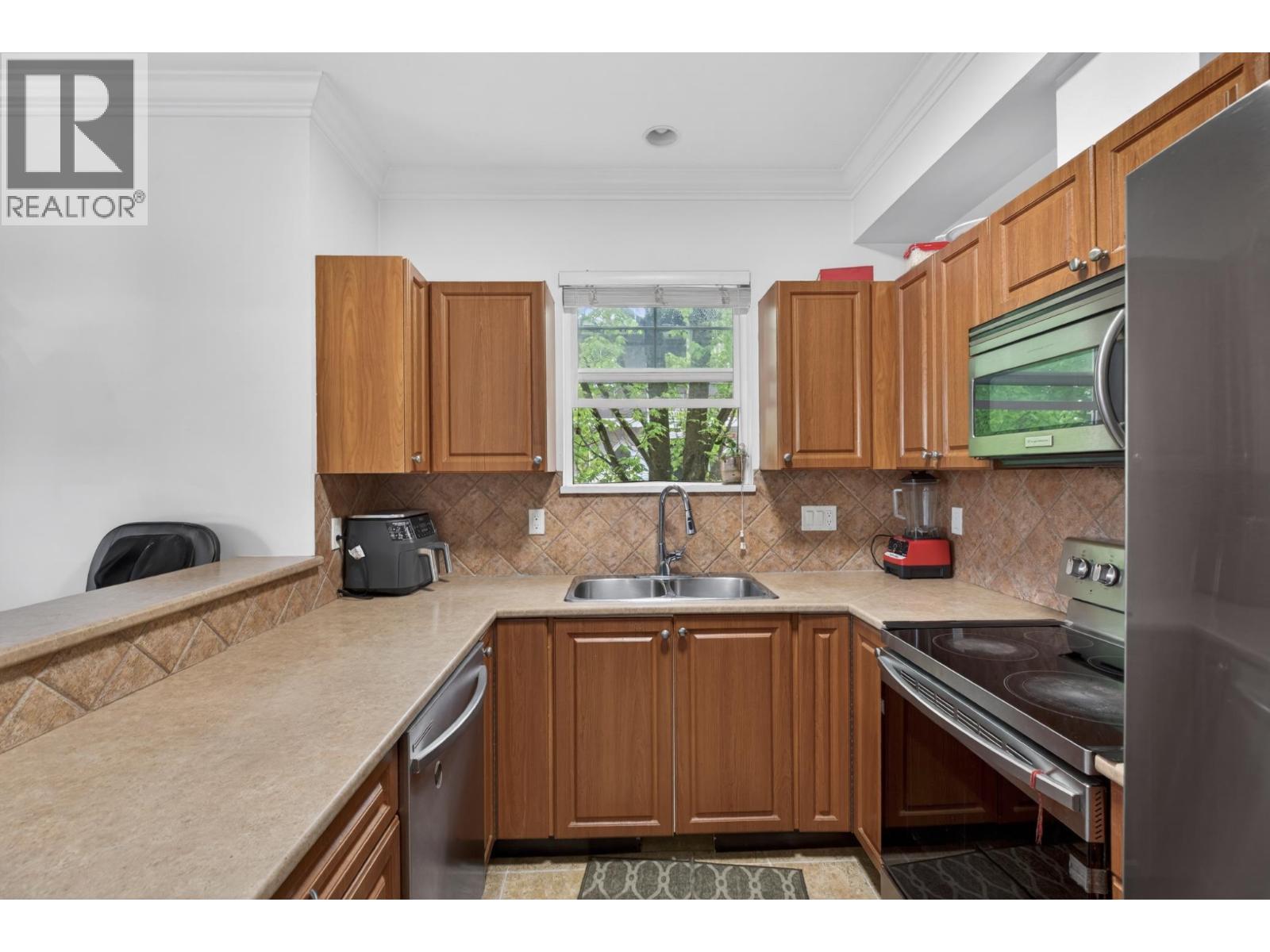 25 1010 Ewen Avenue, New Westminster, British Columbia  V3M 5C9 - Photo 12 - R3120715