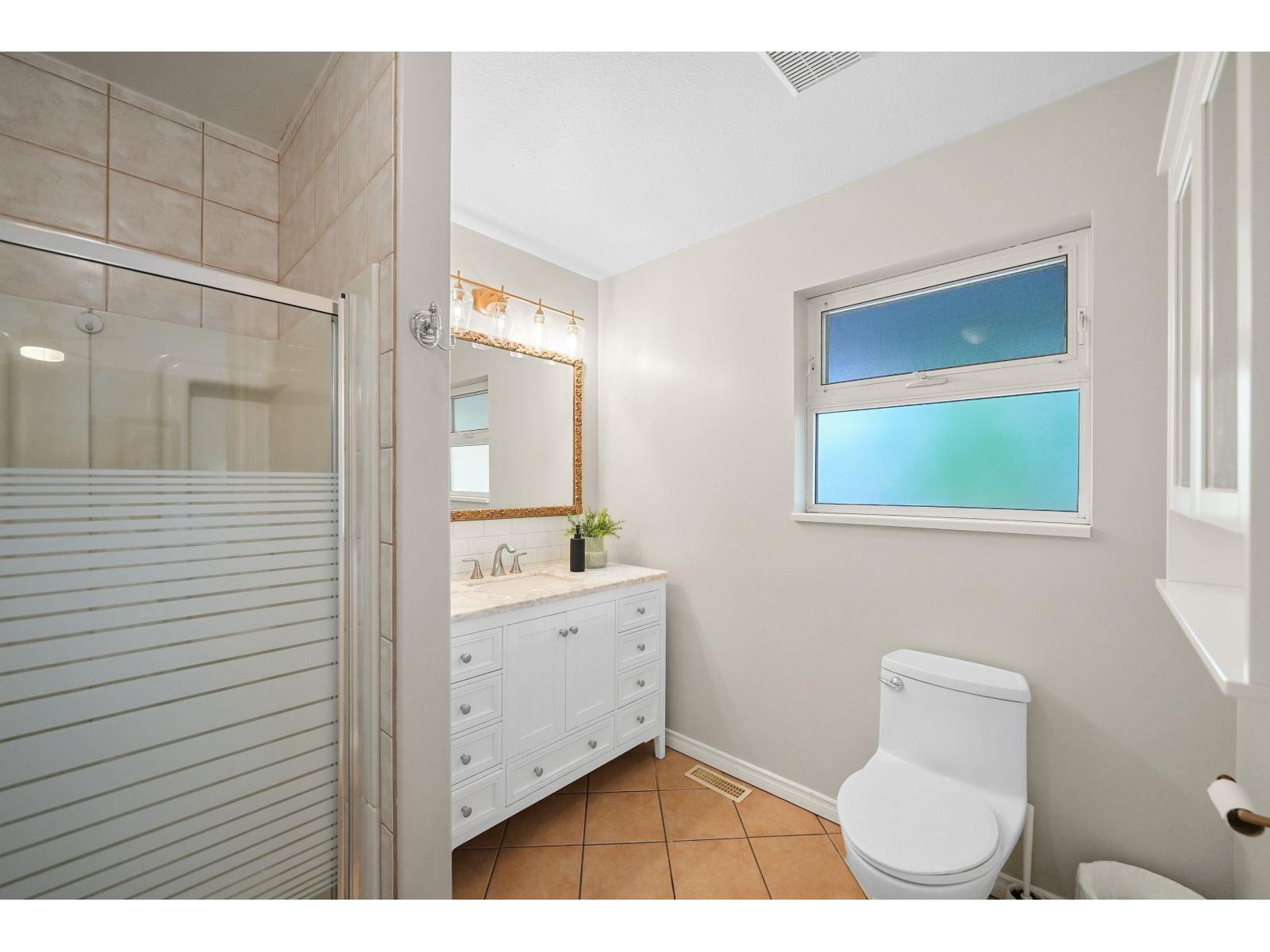 21831 44a Avenue, Langley, British Columbia  V3A 8E1 - Photo 17 - R3121011