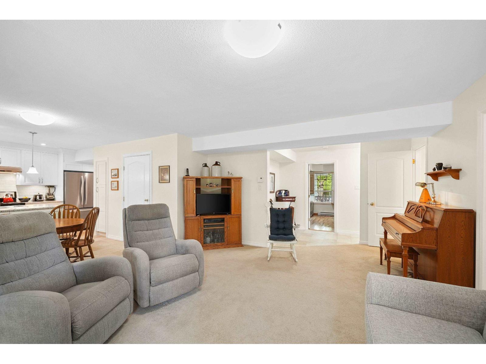 21831 44a Avenue, Langley, British Columbia  V3A 8E1 - Photo 26 - R3121011