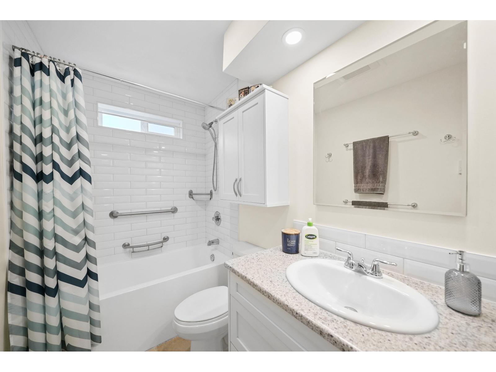 21831 44a Avenue, Langley, British Columbia  V3A 8E1 - Photo 28 - R3121011