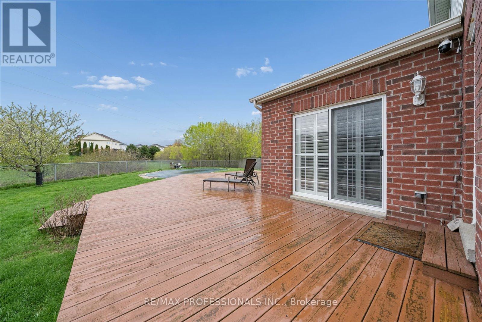 1649 Northfield Avenue, Oshawa, Ontario  L1K 0K8 - Photo 32 - E13099138