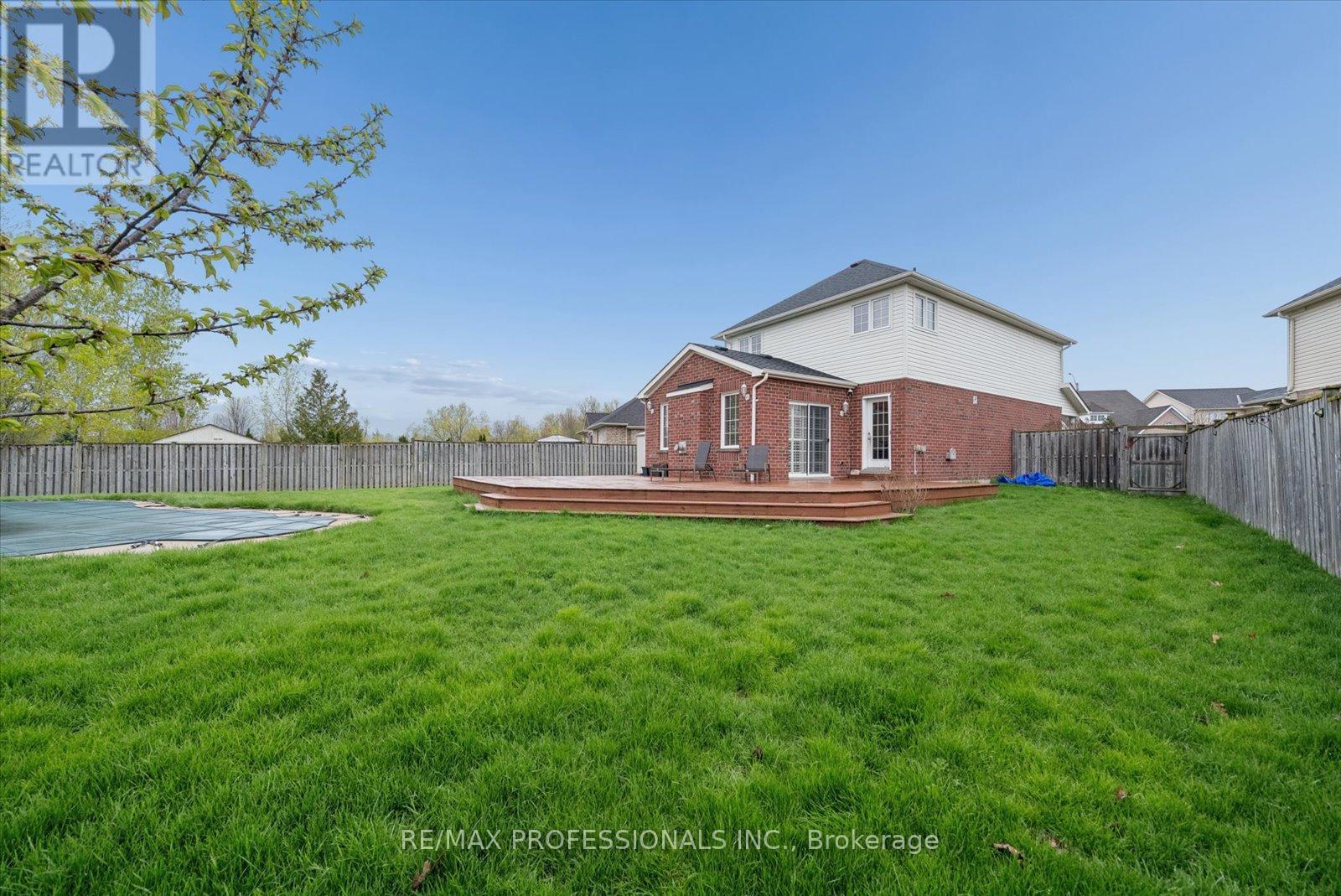 1649 Northfield Avenue, Oshawa, Ontario  L1K 0K8 - Photo 36 - E13099138