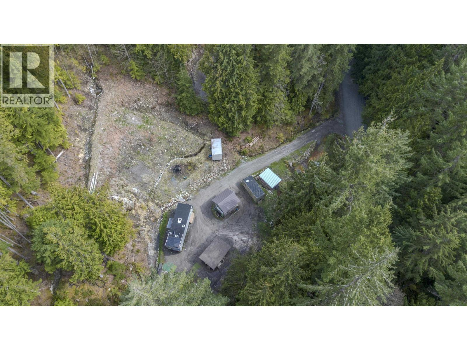 6061 Garibaldi Park Road, Squamish, British Columbia  V0N 1T0 - Photo 5 - R3121064