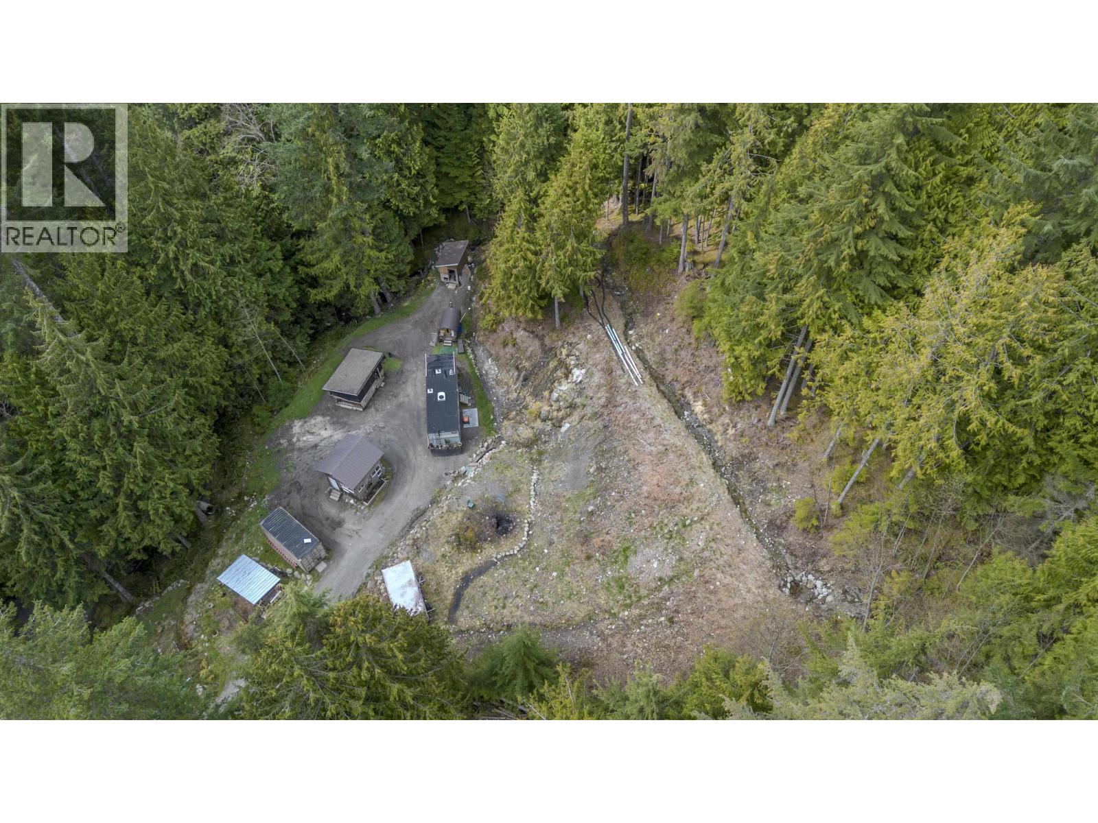 6061 Garibaldi Park Road, Squamish, British Columbia  V0N 1T0 - Photo 7 - R3121064
