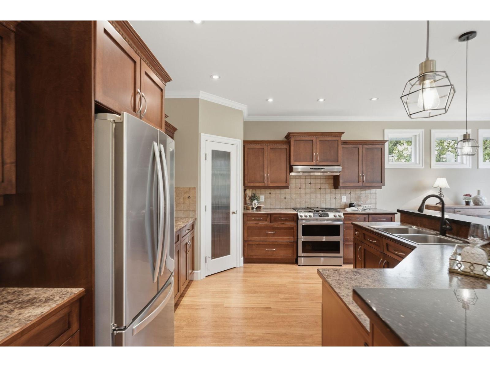 5120 214 Street, Langley, British Columbia  V3A 5B7 - Photo 13 - R3120982